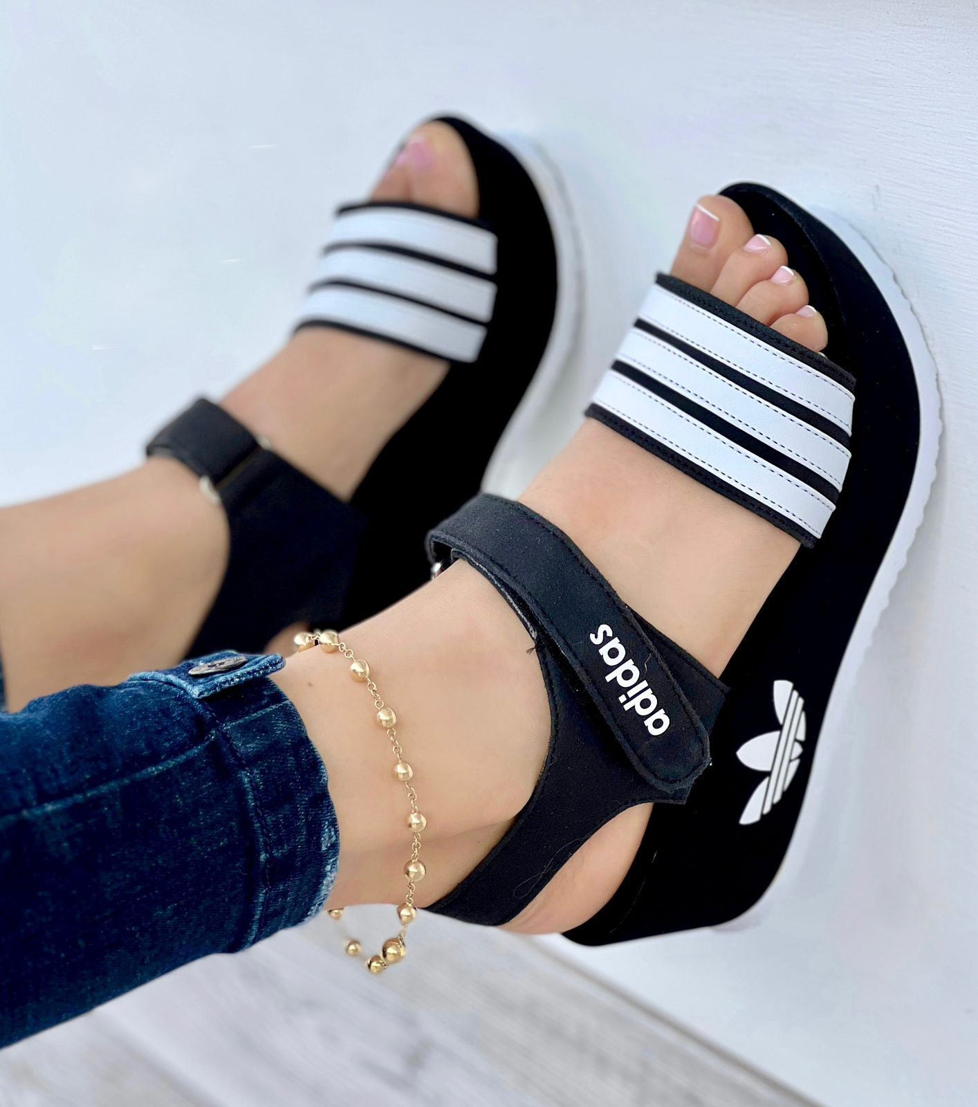 ADIDAS SANDALIA